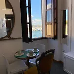 Palazzo Bolasco Bed & Breakfast 4*