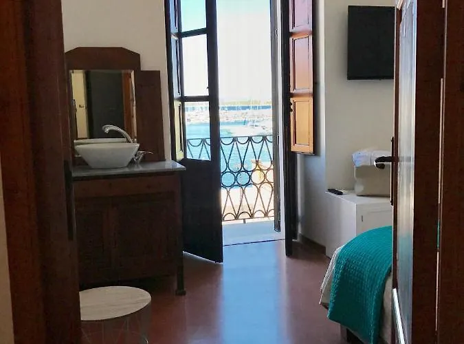 Bed and breakfast Palazzo Bolasco 4*