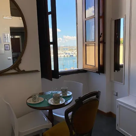 Palazzo Bolasco فندق مبيت وإفطار 4*
