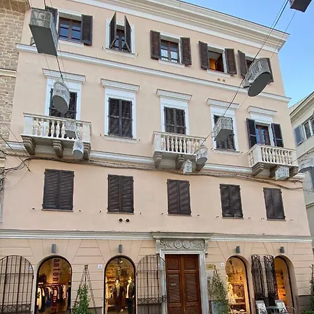 Palazzo Bolasco فندق مبيت وإفطار 4*