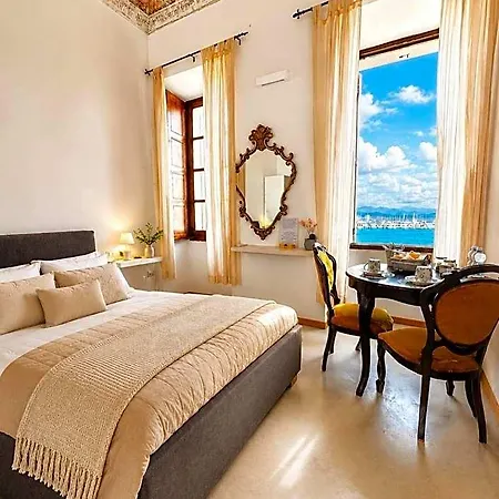 Palazzo Bolasco Bed & Breakfast 3*